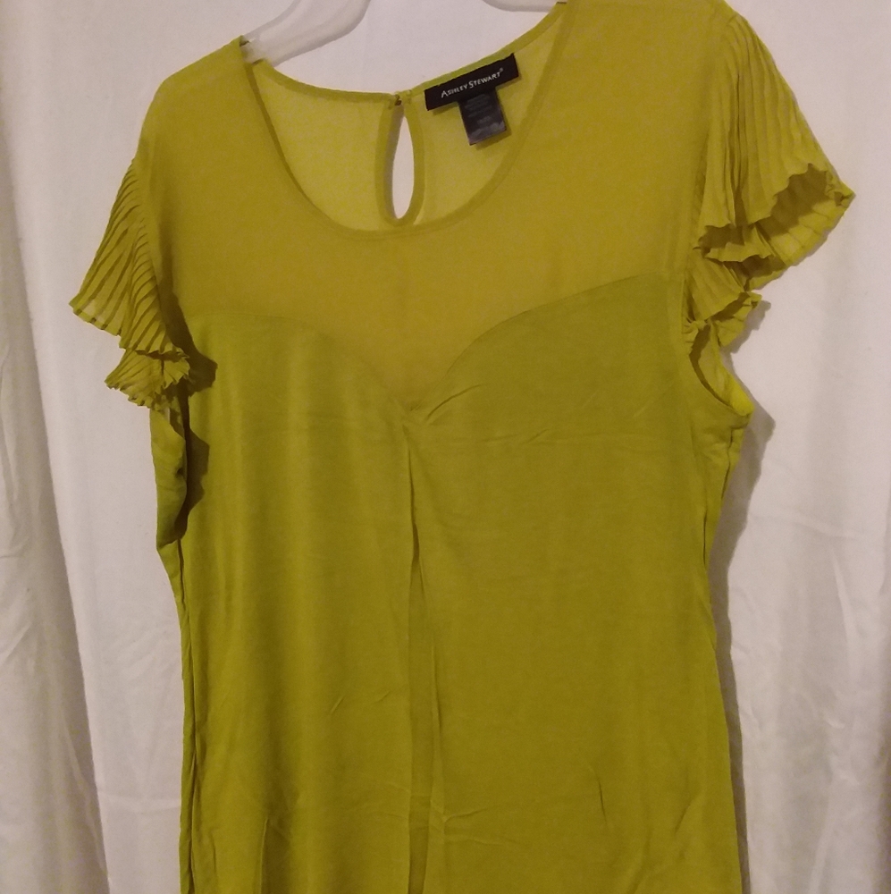Lime green color